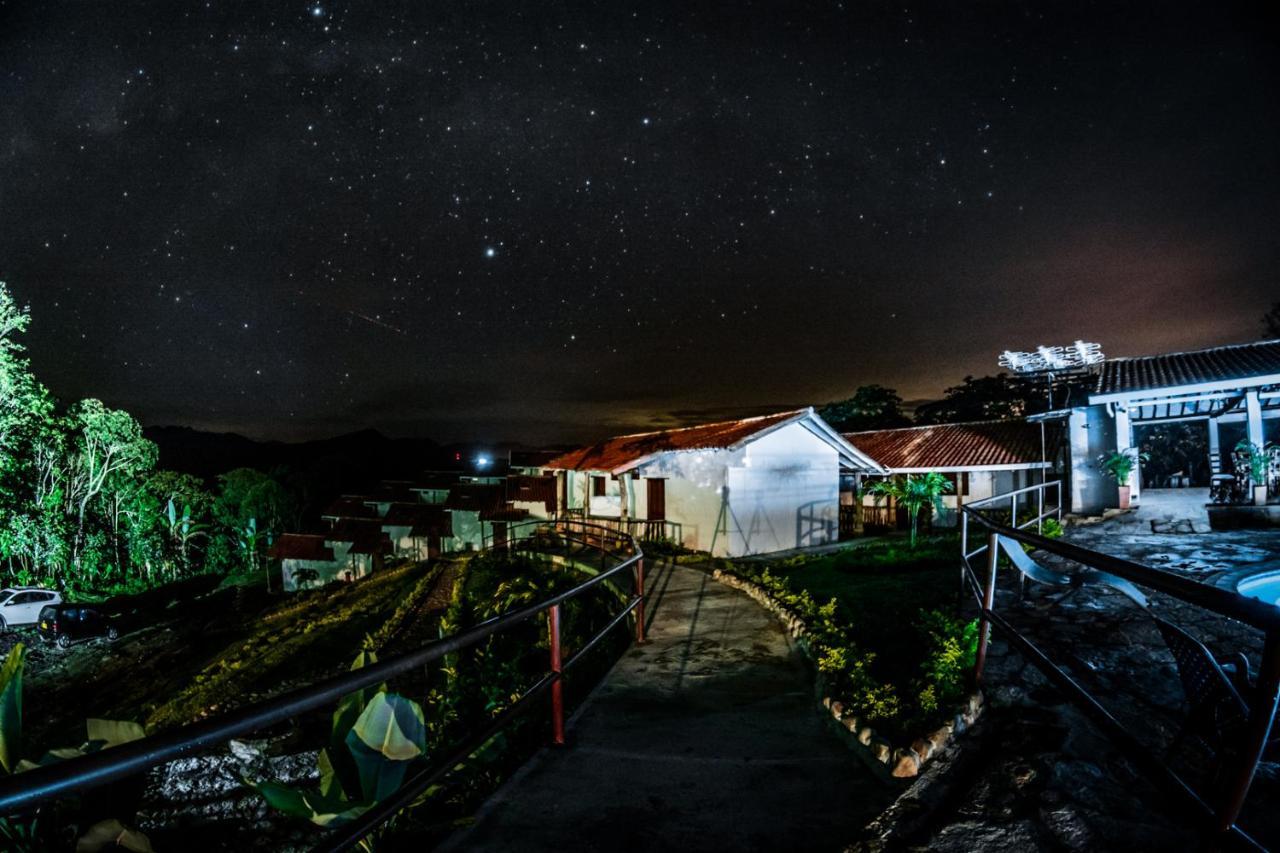 ホテル Terrazas De Guadalupe エクステリア 写真